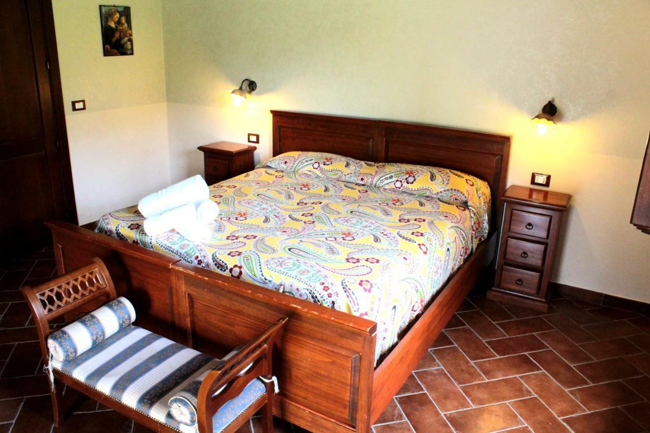 Agriturismo Il Castagneto Padula Exterior foto